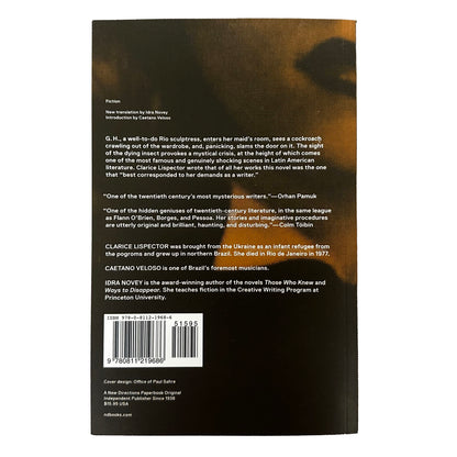 Back cover of The Passion According to G.H. with text and a barcode